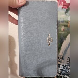 Coach Blue Leather Wallet. In Excellent Condition On The Outside